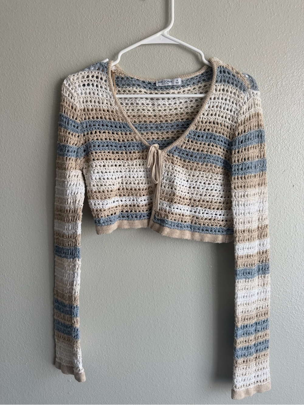 Arizona Jean Company Cropped Open-Knit Tie-Front Sweater - Beige, Cream & Blue M